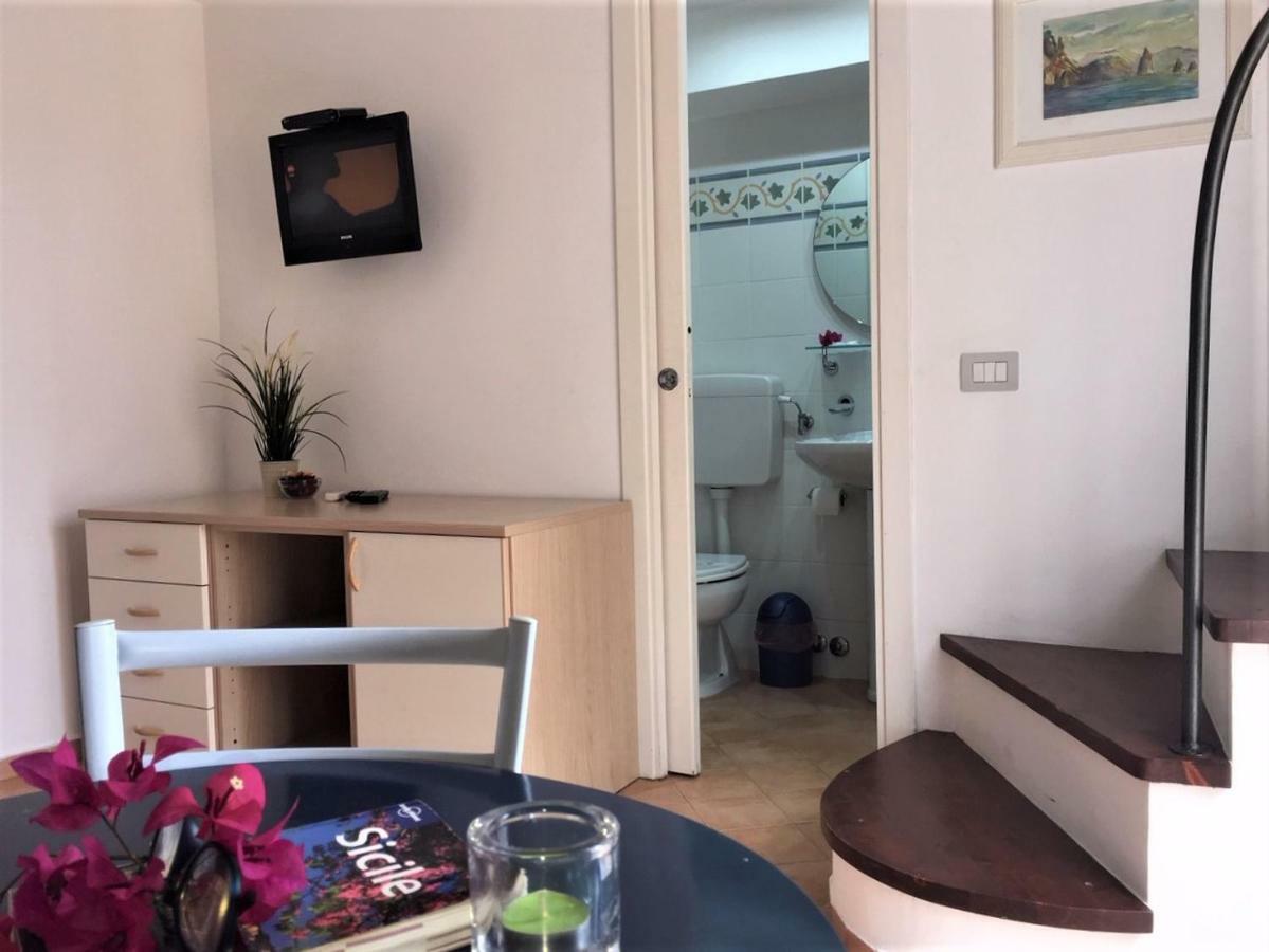 Casa Mafalda B&B 利帕里 外观 照片