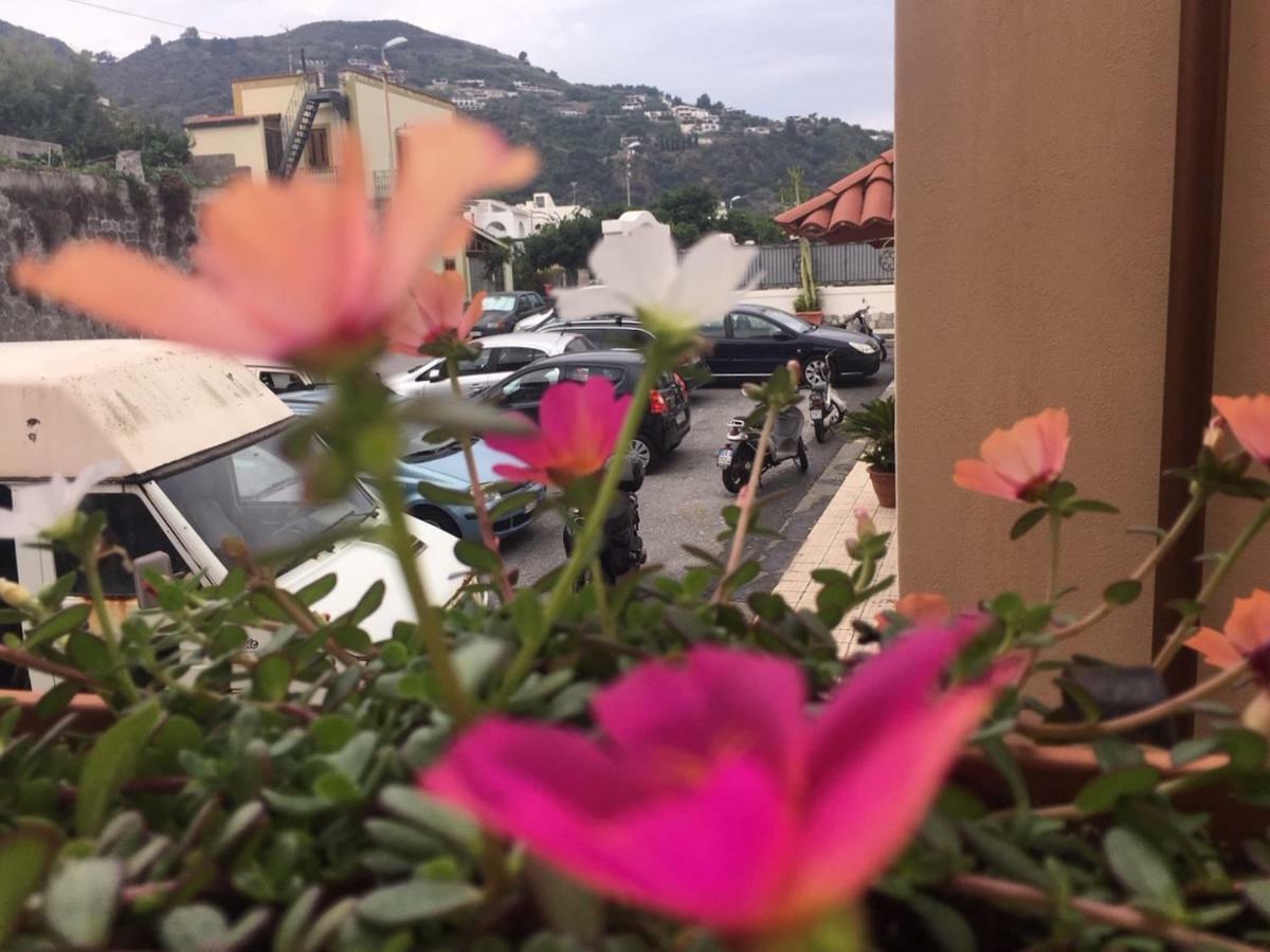Casa Mafalda B&B 利帕里 外观 照片